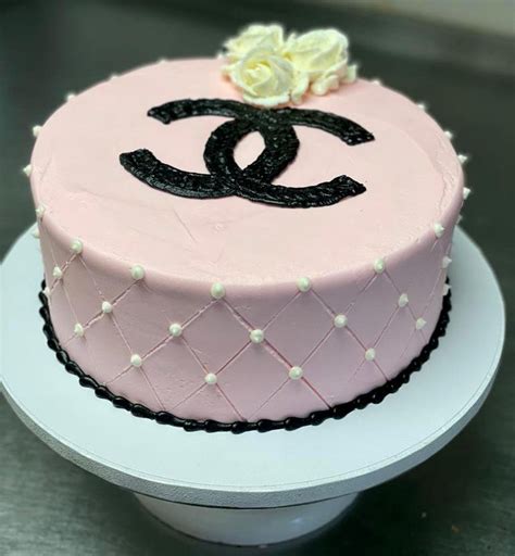 coco chanel cake